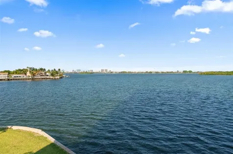 11111 Biscayne Boulevard Miami FL 33181