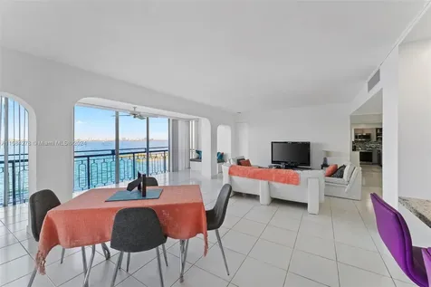 11111 Biscayne Boulevard Miami FL 33181
