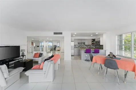 11111 Biscayne Boulevard Miami FL 33181