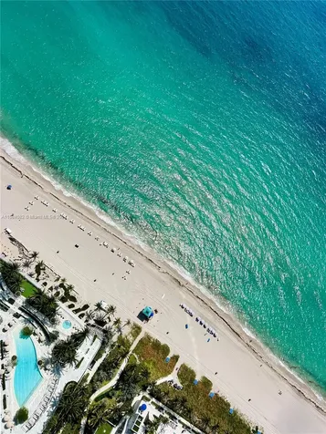 18975 Collins Avenue Sunny Isles Beach FL 33160