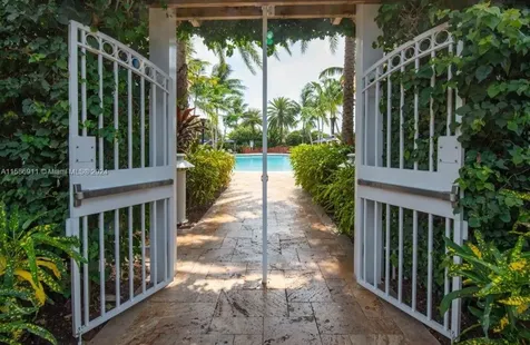 4260 Bocaire Boulevard Boca Raton FL 33487