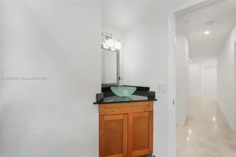 111 E 1st Court Miami Beach FL 33139