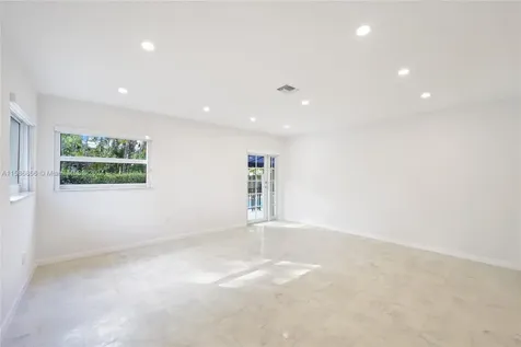 111 E 1st Court Miami Beach FL 33139