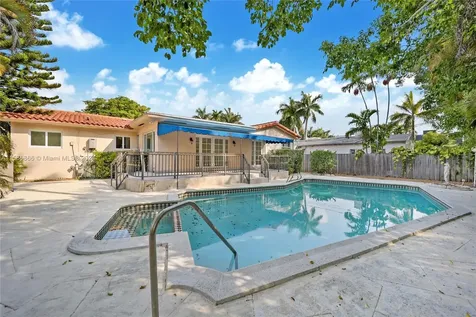 111 E 1st Court Miami Beach FL 33139