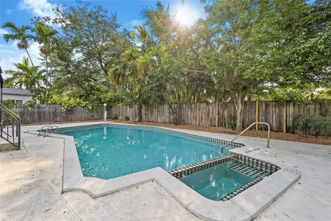 111 E 1st Court Miami Beach FL 33139