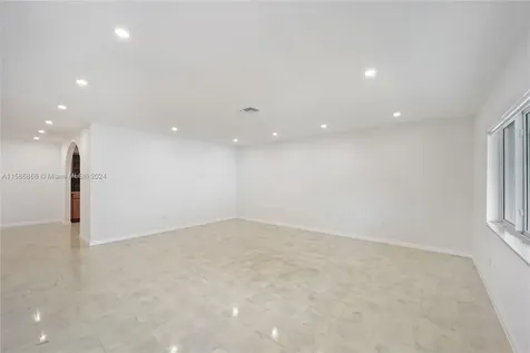 111 E 1st Court Miami Beach FL 33139