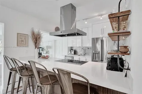 285 Glenridge Road Key Biscayne FL 33149