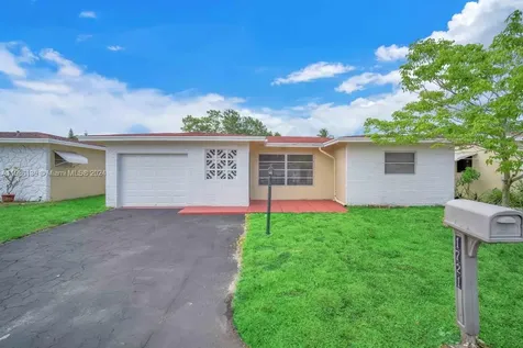 1721 NW 48th Place Deerfield Beach FL 33064