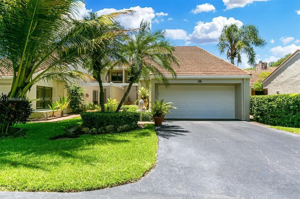 38 Balfour Road Palm Beach Gardens FL 33418