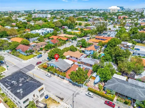 1055 SW 12th Court Miami FL 33135