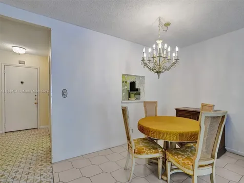 500 NE 12th Avenue Hallandale Beach FL 33009