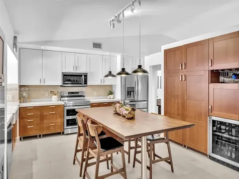 5600 Knighthurst Way Davie FL 33331
