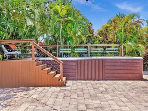 5600 Knighthurst Way Davie FL 33331