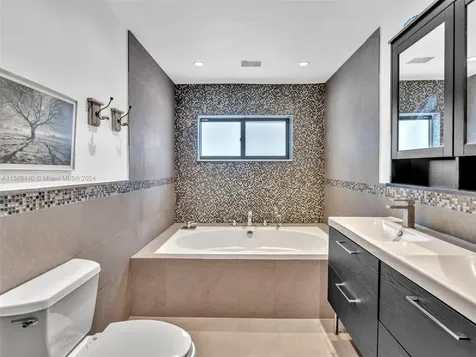 5600 Knighthurst Way Davie FL 33331