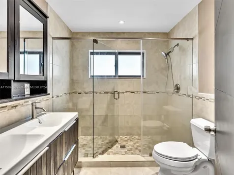 5600 Knighthurst Way Davie FL 33331