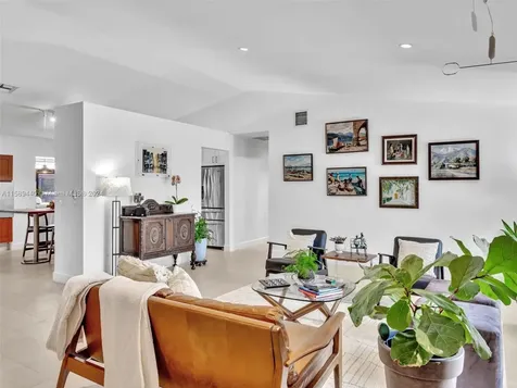 5600 Knighthurst Way Davie FL 33331