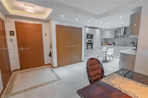 9801 Collins Avenue Bal Harbour FL 33154
