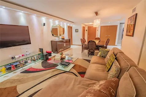 9801 Collins Avenue Bal Harbour FL 33154