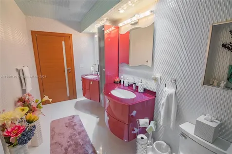 9801 Collins Avenue Bal Harbour FL 33154