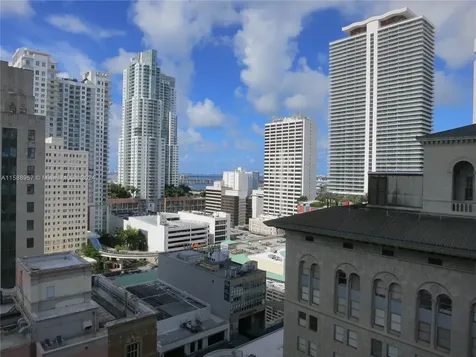 151 SE 1 Street Miami FL 33131