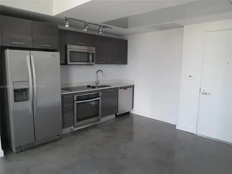 151 SE 1 Street Miami FL 33131