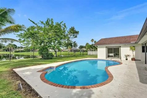 11022 NW 19th Street Coral Springs FL 33071