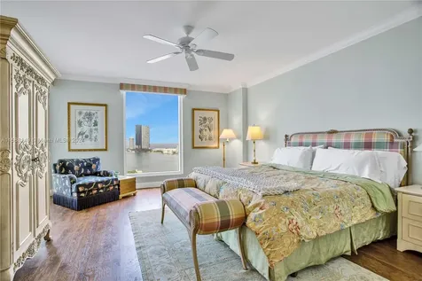 6000 Island Boulevard Aventura FL 33160