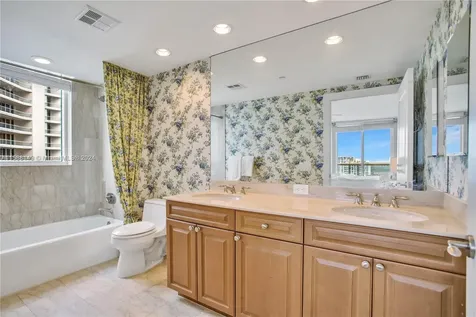 6000 Island Boulevard Aventura FL 33160