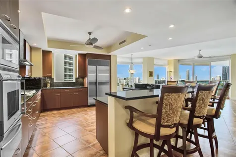 6000 Island Boulevard Aventura FL 33160