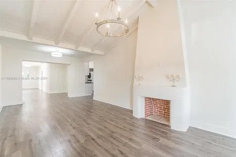 2760 SW 19th Terrace Miami FL 33145