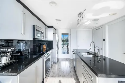 665 NE 25th Street Miami FL 33137