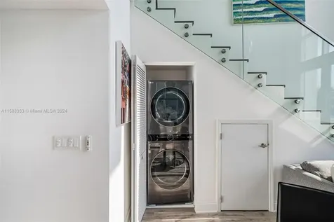665 NE 25th Street Miami FL 33137