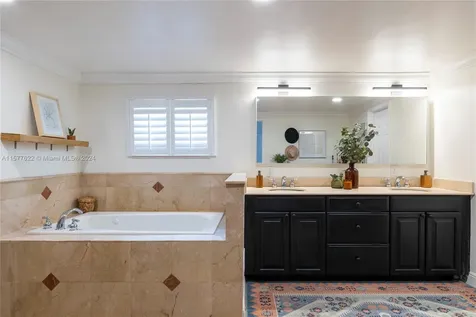 5130 SW 69th Avenue Miami FL 33155