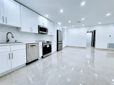 11930 NE 19th Drive North Miami FL 33181