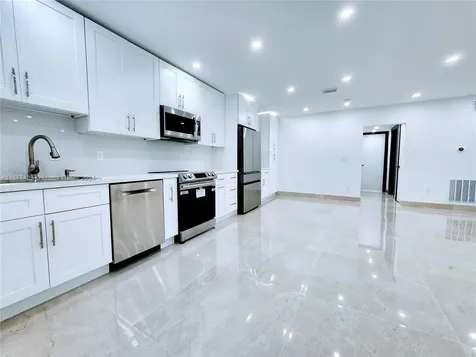 11930 NE 19th Drive North Miami FL 33181