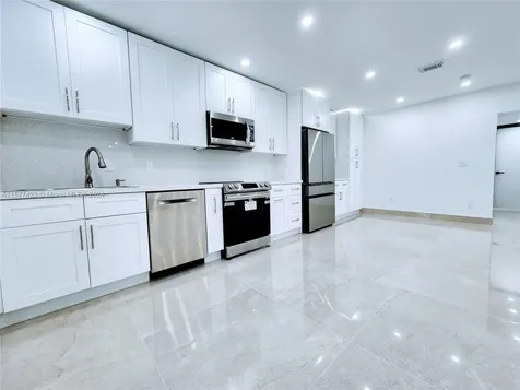 11930 NE 19th Drive North Miami FL 33181