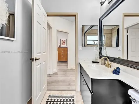 1225 Jasmine Circle Weston FL 33326