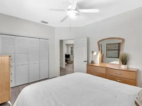 1225 Jasmine Circle Weston FL 33326