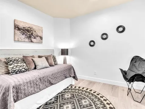 1225 Jasmine Circle Weston FL 33326