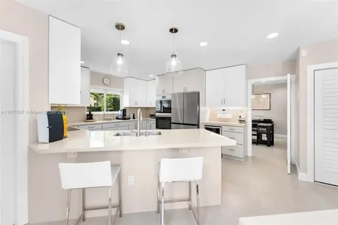 8530 SW 166th Street Palmetto Bay FL 33157