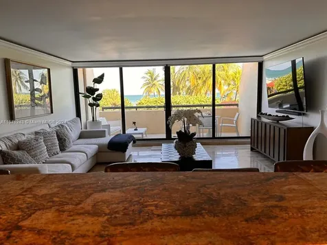 2555 Collins Avenue Miami Beach FL 33140