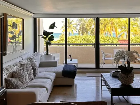 2555 Collins Avenue Miami Beach FL 33140
