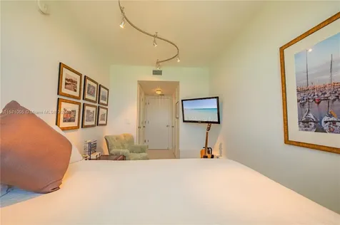 9801 Collins Avenue Bal Harbour FL 33154
