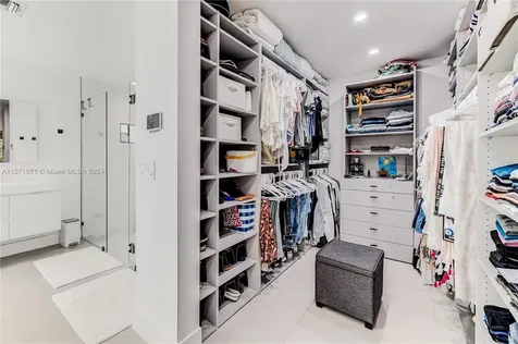 244 Landings Boulevard Weston FL 33327