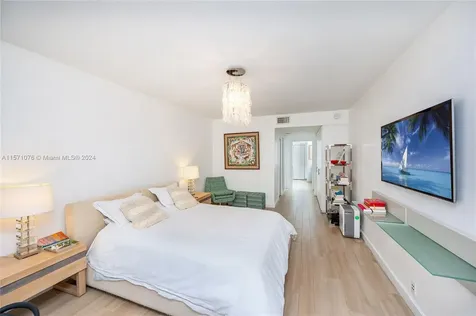 141 Crandon Boulevard Key Biscayne FL 33149