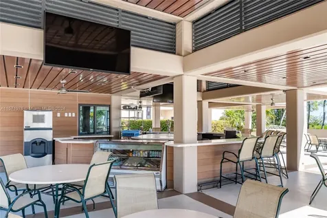 141 Crandon Boulevard Key Biscayne FL 33149