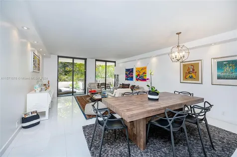 141 Crandon Boulevard Key Biscayne FL 33149