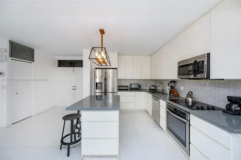 141 Crandon Boulevard Key Biscayne FL 33149