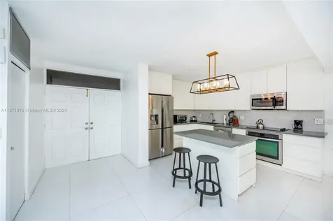 141 Crandon Boulevard Key Biscayne FL 33149