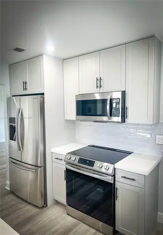 8227 NW 15th Street Plantation FL 33322